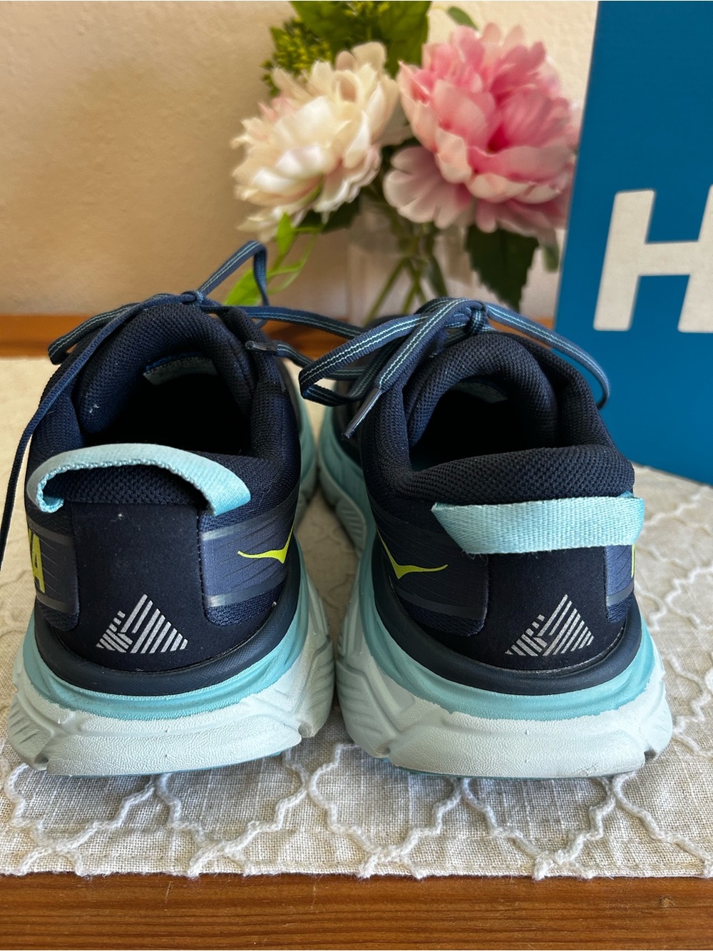 Hoka One One Stinson ATR 6 Women's Navy, Light Blue,Neon Yellow Running Shoes - Picture 7 of 16
